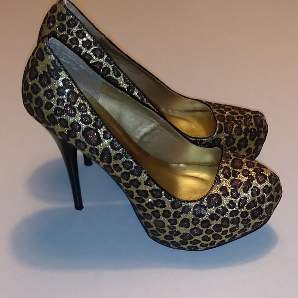 Glitter Leopard heels !